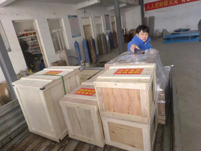拍擊篩、檢驗篩發(fā)貨